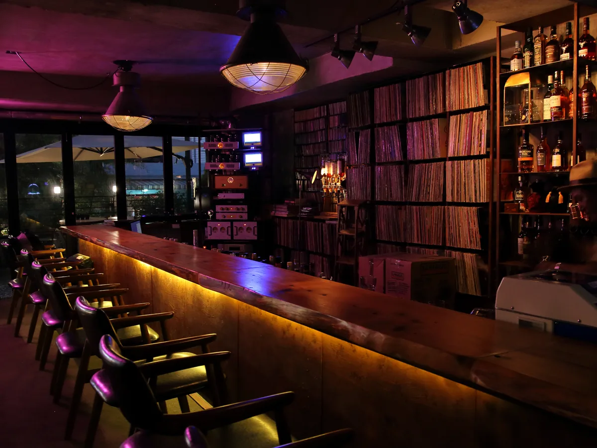 650 Music Bar