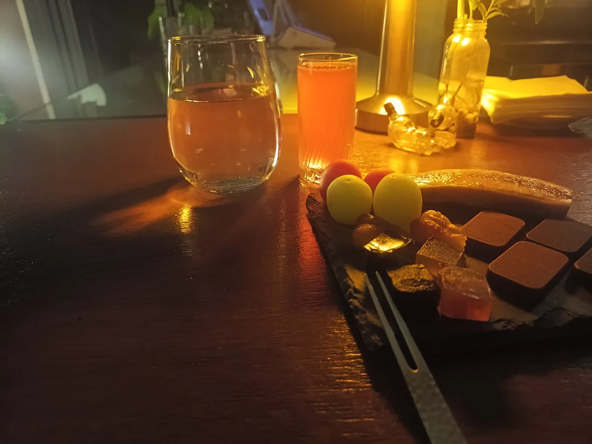 Viator Bar
